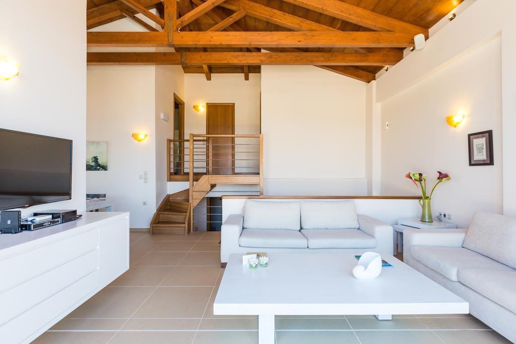 Leste Luxury Homes Pláka Extérieur photo